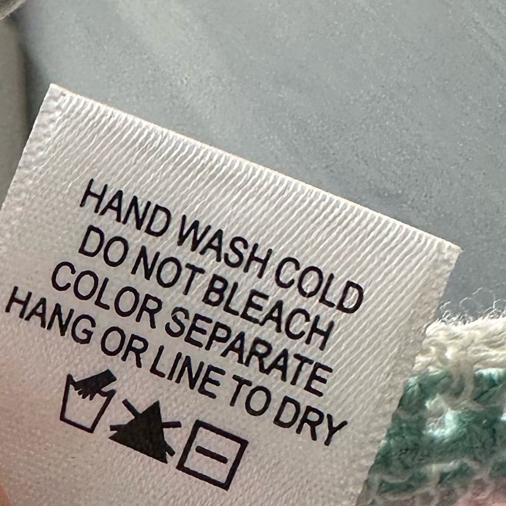 Kirious Los Angeles Crotchet Crop Tank Size M - Picture 4 of 4